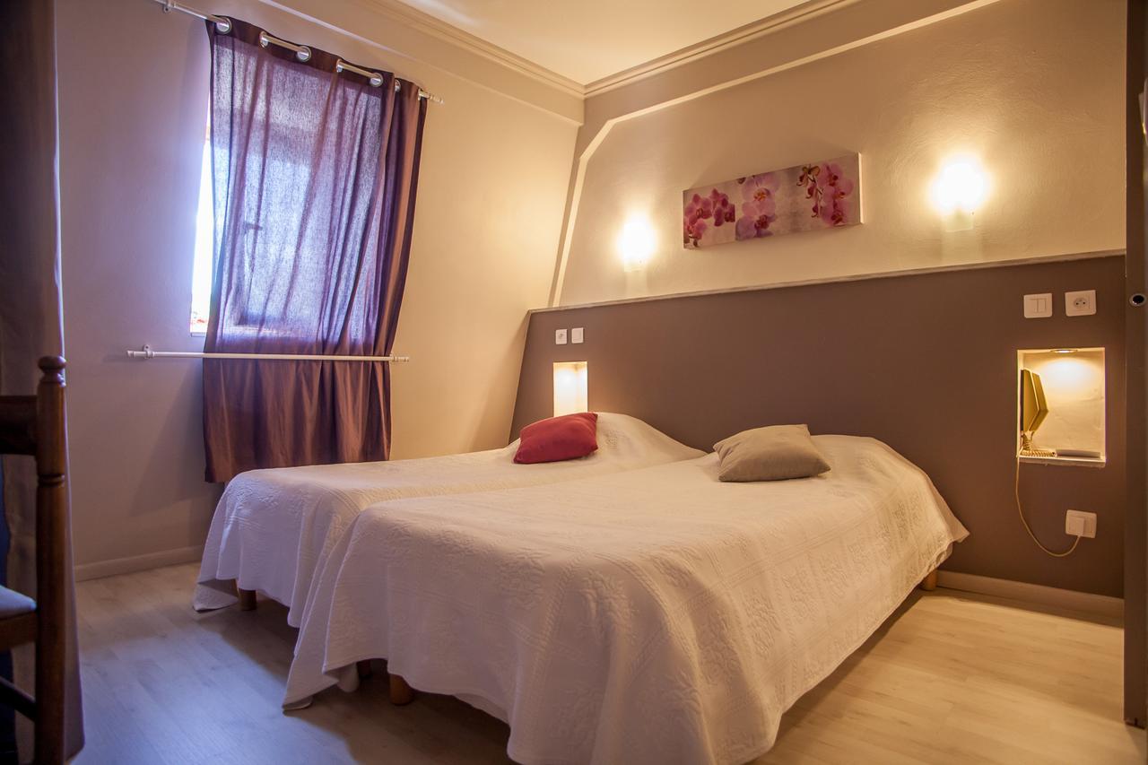 Logis Hotels - Auberge De L'Ile - Hotel 3 Etoiles Et Restaurant Creysse  Esterno foto
