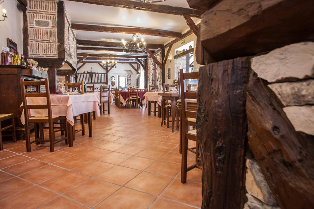 Logis Hotels - Auberge De L'Ile - Hotel 3 Etoiles Et Restaurant Creysse  Esterno foto