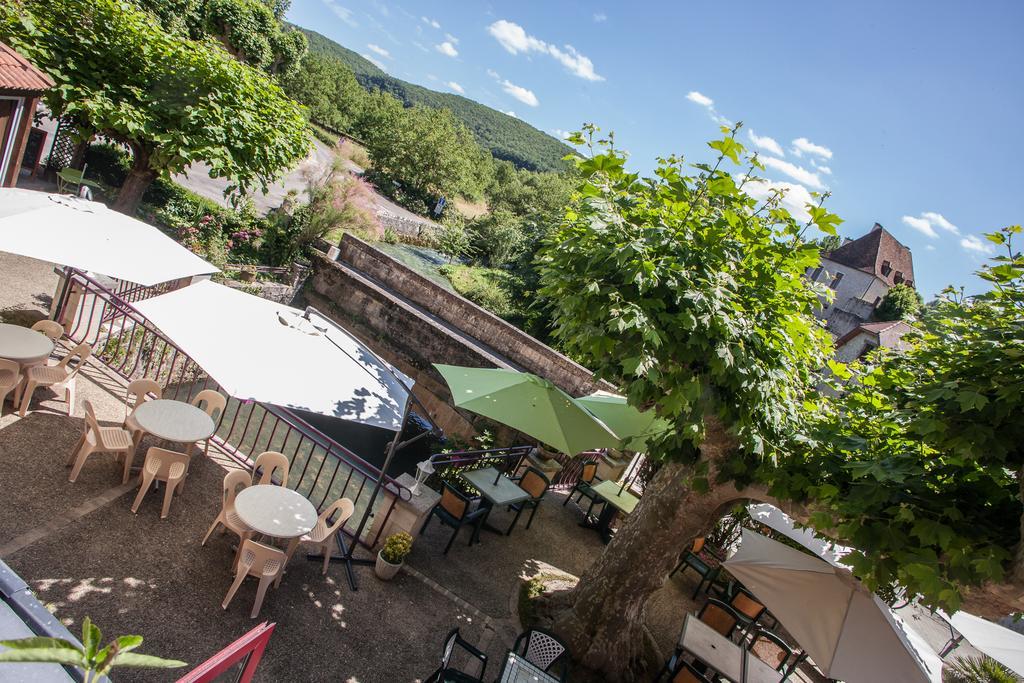 Logis Hotels - Auberge De L'Ile - Hotel 3 Etoiles Et Restaurant Creysse  Esterno foto