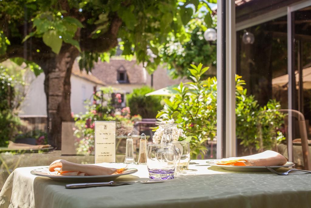 Logis Hotels - Auberge De L'Ile - Hotel 3 Etoiles Et Restaurant Creysse  Esterno foto