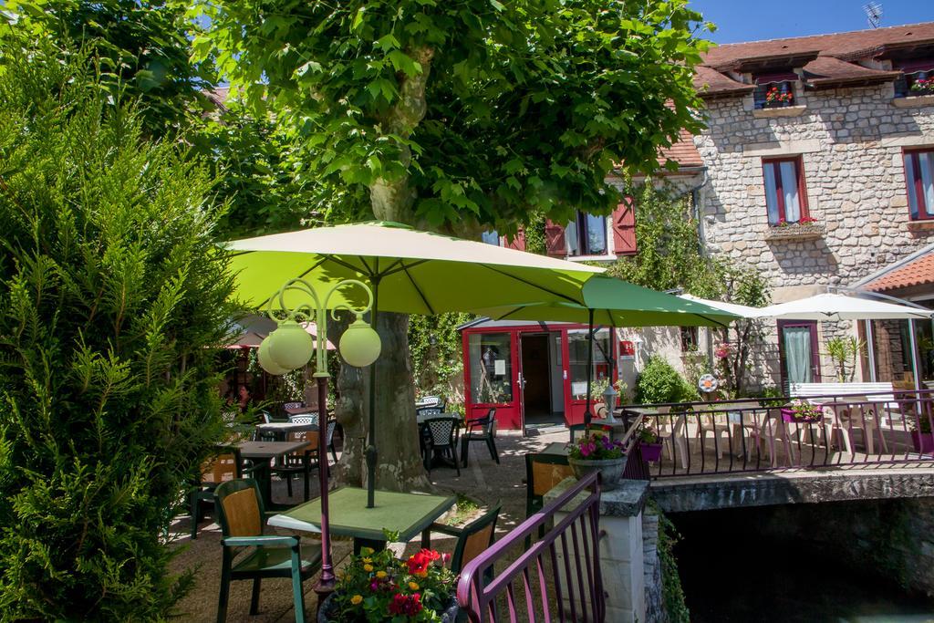 Logis Hotels - Auberge De L'Ile - Hotel 3 Etoiles Et Restaurant Creysse  Esterno foto