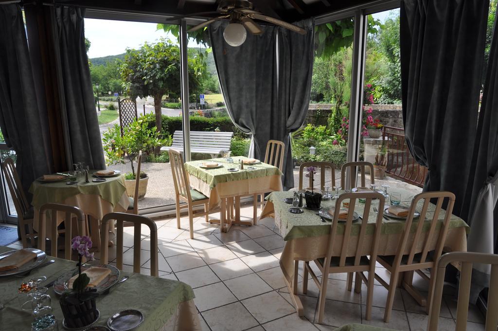 Logis Hotels - Auberge De L'Ile - Hotel 3 Etoiles Et Restaurant Creysse  Esterno foto