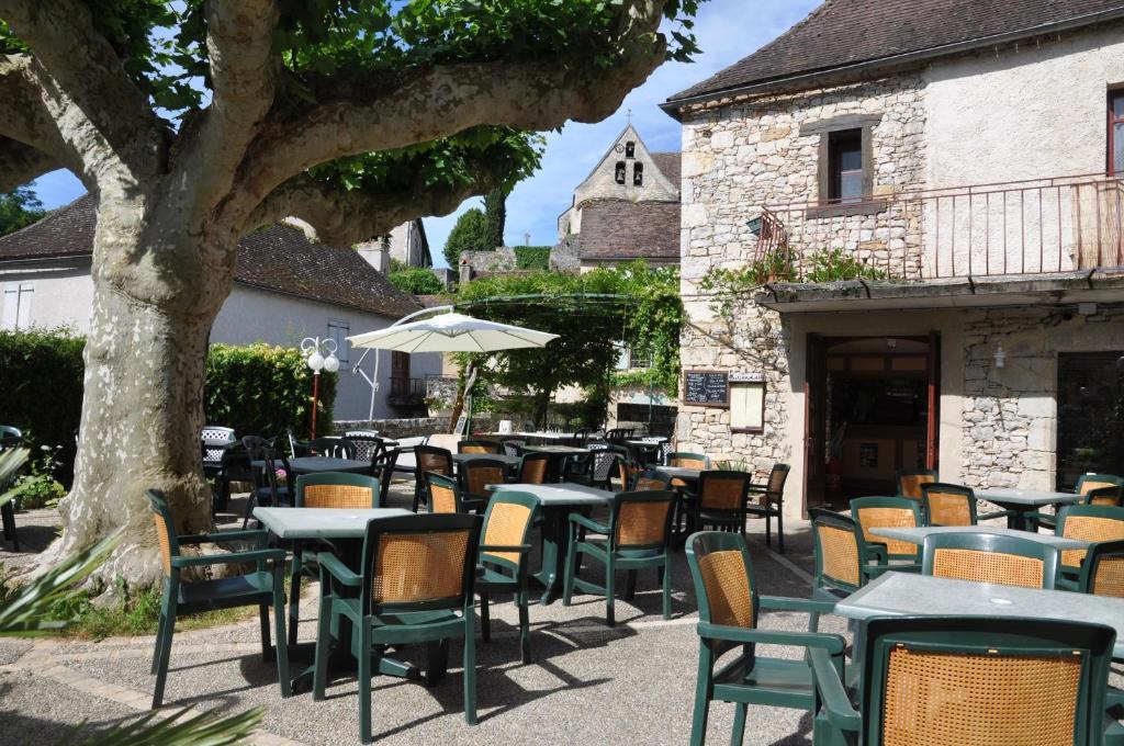 Logis Hotels - Auberge De L'Ile - Hotel 3 Etoiles Et Restaurant Creysse  Esterno foto